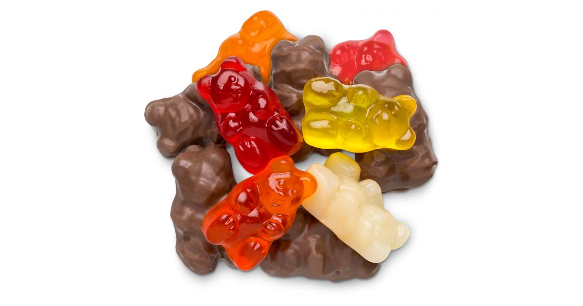 http://gummiboutique.ca/cdn/shop/products/milk-chocolate-gummi-bears_1200x1200.jpg?v=1595019045